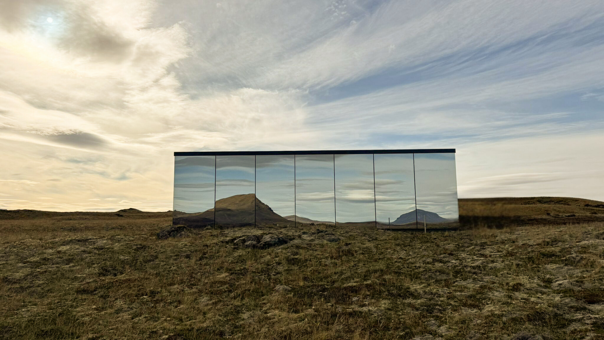 Prefabricated Tiny Mirror House with Two Bedrooms